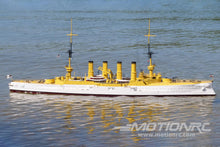 Lade das Bild in den Galerie-Viewer, Bancroft Scharnhorst Peacetime Colors 1/100 Scale 1350mm (53&quot;) German Cruiser - RTR BNC1023-004
