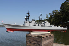 Load image into Gallery viewer, Bancroft Spruance-class 1/100 Scale 1730mm (68.1&quot;) US Navy Destroyer - RTR BNC1068-003
