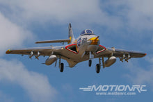 Lade das Bild in den Galerie-Viewer, Freewing F9F-8 Cougar Super Scale 80mm EDF with Gyro - PNP FJ22011P
