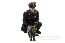 Lade das Bild in den Galerie-Viewer, Torro 1/16 Scale Figure Colonel Otto Paetsch with Dog TOR222285120
