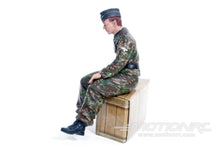 Lade das Bild in den Galerie-Viewer, Torro 1/16 Scale Figure Driver Sitting TOR222285115
