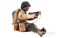 Lade das Bild in den Galerie-Viewer, Torro 1/16 Scale Figure Ford GPA Sargeant TORFG-10042
