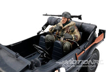 Lade das Bild in den Galerie-Viewer, Torro 1/16 Scale Figure Schwimmwagen Radio Operator Paratrooper Winter TORFG-10021
