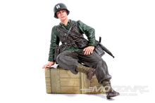 Load image into Gallery viewer, Torro 1/16 Scale Figure U.S. Captain Infantry Sitting TOR222285124
