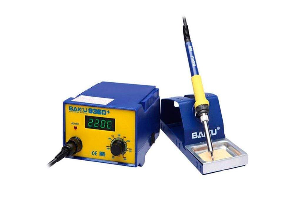 Baku Soldering Station w/ Digital Display - 220V