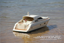 Load image into Gallery viewer, Bancroft D558 St. Tropez 1/20 Scale 840mm (33&quot;)  Yacht - RTR BNC1008-002
