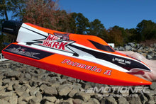 Lade das Bild in den Galerie-Viewer, Bancroft Mad Shark V2 Brushless 368mm (14.5&quot;) F1 Tunnel Hull - RTR BNC1032-001

