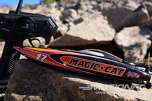 Lade das Bild in den Galerie-Viewer, Bancroft Magic Cat V5 Micro 220mm (8.7&quot;) Racing Boat  - RTR BNC1029-001
