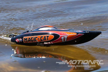 Lade das Bild in den Galerie-Viewer, Bancroft Magic Cat V5 Micro 220mm (8.7&quot;) Racing Boat  - RTR BNC1029-001
