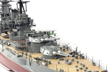 Lade das Bild in den Galerie-Viewer, Bancroft Nagato 1/200 Scale 1125mm (44&quot;) Japanese Battleship - RTR
