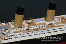 Lade das Bild in den Galerie-Viewer, Bancroft RMS Titanic 1/200 Scale 1360mm (53.5&quot;) British Liner - RTR BNC1024-003
