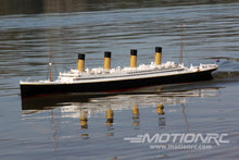 Lade das Bild in den Galerie-Viewer, Bancroft RMS Titanic 1/200 Scale 1360mm (53.5&quot;) British Liner - RTR BNC1024-003
