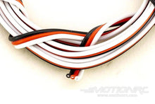 Lade das Bild in den Galerie-Viewer, BenchCraft 26 Gauge Flat Servo Wire - White/Red/Black (1 Meter) BCT5003-013
