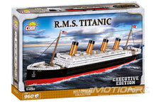 Lade das Bild in den Galerie-Viewer, COBI RMS Titanic 1:450 Scale Executive Edition Building Block Set COBI-1928
