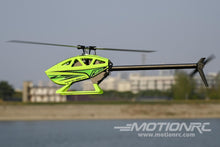 Lade das Bild in den Galerie-Viewer, Fly Wing 450L V3 450 Size Green GPS Stabilized Helicopter - RTF
