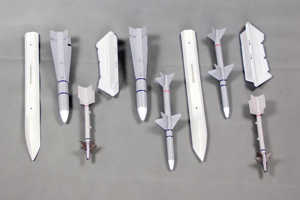 Freewing 80mm F-14 Pylon and Weapons Set FJ3081190
