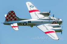 Lade das Bild in den Galerie-Viewer, Freewing B-17 Flying Fortress Silver 1600mm (63&quot;) Wingspan - PNP FW30411P
