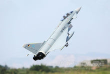 Lade das Bild in den Galerie-Viewer, Freewing Eurofighter Typhoon V2 90mm EDF Thrust Vectoring Jet - PNP FJ30111P
