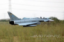 Lade das Bild in den Galerie-Viewer, Freewing Eurofighter Typhoon V2 90mm EDF Thrust Vectoring Jet - PNP FJ30111P
