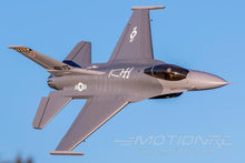 Lade das Bild in den Galerie-Viewer, Freewing F-16 V2 6S 70mm EDF Jet - PNP FJ21111P

