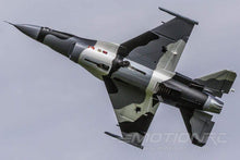 Lade das Bild in den Galerie-Viewer, Freewing F-16 V2 Arctic Camo 70mm EDF Jet - ARF PLUS FJ21124A+
