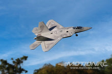 Lade das Bild in den Galerie-Viewer, Freewing F-22 Raptor V2 High Performance 4S 64mm EDF Jet - PNP FJ10513P
