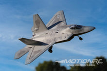 Lade das Bild in den Galerie-Viewer, Freewing F-22 Raptor V2 High Performance 4S 64mm EDF Jet - PNP FJ10513P
