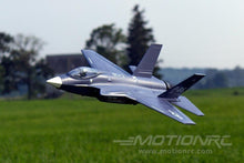 Lade das Bild in den Galerie-Viewer, Freewing F-35 Lightning II V2 70mm EDF Thrust Vectoring Jet - PNP FJ20111P

