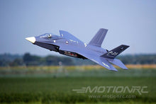 Lade das Bild in den Galerie-Viewer, Freewing F-35 Lightning II V2 70mm EDF Thrust Vectoring Jet - PNP FJ20111P
