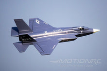 Lade das Bild in den Galerie-Viewer, Freewing F-35 Lightning II V2 70mm EDF Thrust Vectoring Jet - PNP FJ20111P
