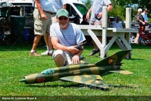 Lade das Bild in den Galerie-Viewer, Freewing Mig-21 Silver 80mm EDF Jet - ARF PLUS FJ21011A+
