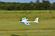 Lade das Bild in den Galerie-Viewer, Freewing Seagull 4-in-1 Prop and EDF 1400mm (55&quot;) Wingspan - PNP FG20113P

