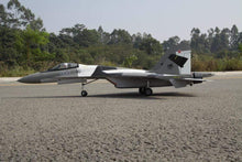 Lade das Bild in den Galerie-Viewer, Freewing SU-35 Gray Camo Twin High Performance 70mm EDF Thrust Vectoring Jet - PNP FJ30313P

