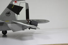 Lade das Bild in den Galerie-Viewer, Freewing SU-35 Gray Camo Twin High Performance 70mm EDF Thrust Vectoring Jet - PNP FJ30313P
