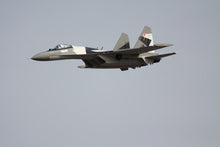 Lade das Bild in den Galerie-Viewer, Freewing SU-35 Gray Camo Twin High Performance 70mm EDF Thrust Vectoring Jet - PNP FJ30313P
