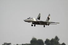 Lade das Bild in den Galerie-Viewer, Freewing SU-35 Gray Camo Twin High Performance 70mm EDF Thrust Vectoring Jet - PNP FJ30313P

