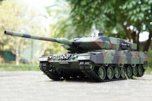 Lade das Bild in den Galerie-Viewer, Heng Long German Leopard 2A6 Professional Edition 1/16 Scale Battle Tank - RTR
