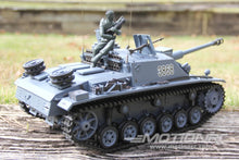 Lade das Bild in den Galerie-Viewer, Heng Long German Stug III (F8) Upgrade Edition 1/16 Scale Antitank Vehicle - RTR HLG3868-001
