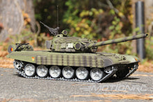 Lade das Bild in den Galerie-Viewer, Heng Long Russian T-72 Professional Edition 1/16 Scale Battle Tank - RTR HLG3939-002
