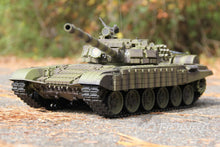 Lade das Bild in den Galerie-Viewer, Heng Long Russian T-72 Upgrade Edition 1/16 Scale Battle Tank - RTR HLG3939-001
