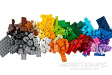Lade das Bild in den Galerie-Viewer, LEGO Classic Medium Creative Brick Box 10696

