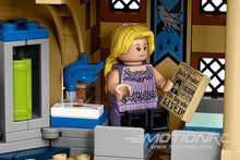 Lade das Bild in den Galerie-Viewer, LEGO Harry Potter Hogwarts Astronomy Tower 75969
