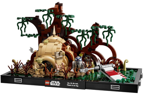 LEGO Star Wars Dagobah Jedi Training Diorama 75330