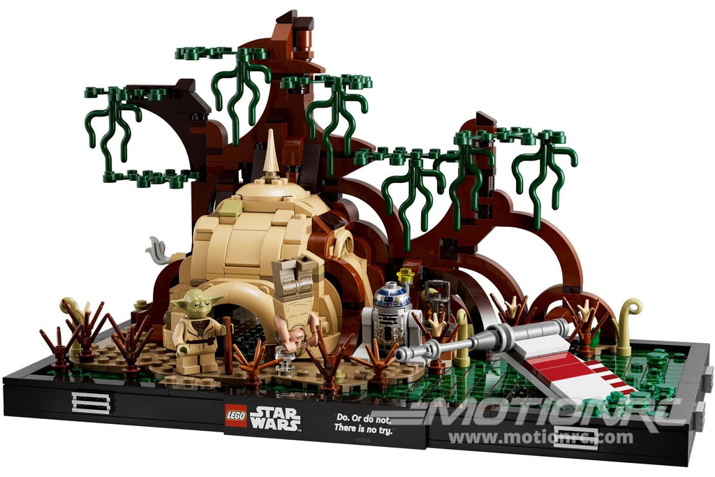 LEGO Star Wars Dagobah Jedi Training Diorama 75330