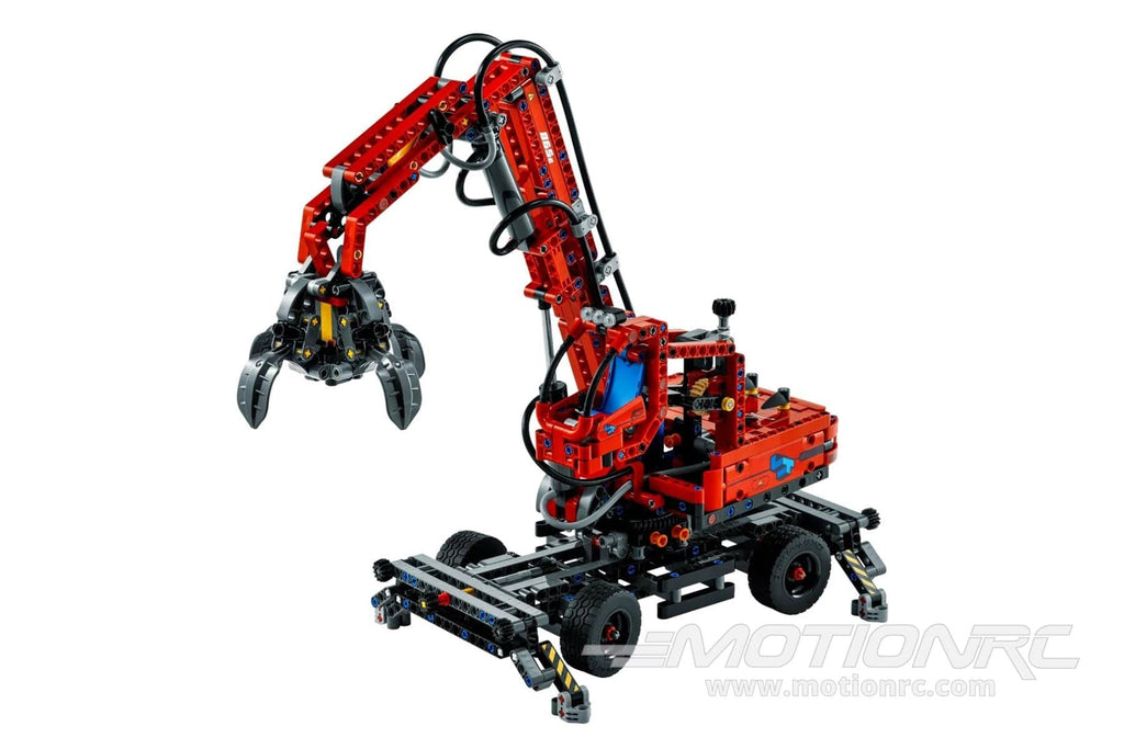 LEGO Technic Material Handler 42144