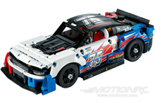 Lade das Bild in den Galerie-Viewer, LEGO Technic NASCAR® Next Gen Chevrolet Camaro ZL1 42153
