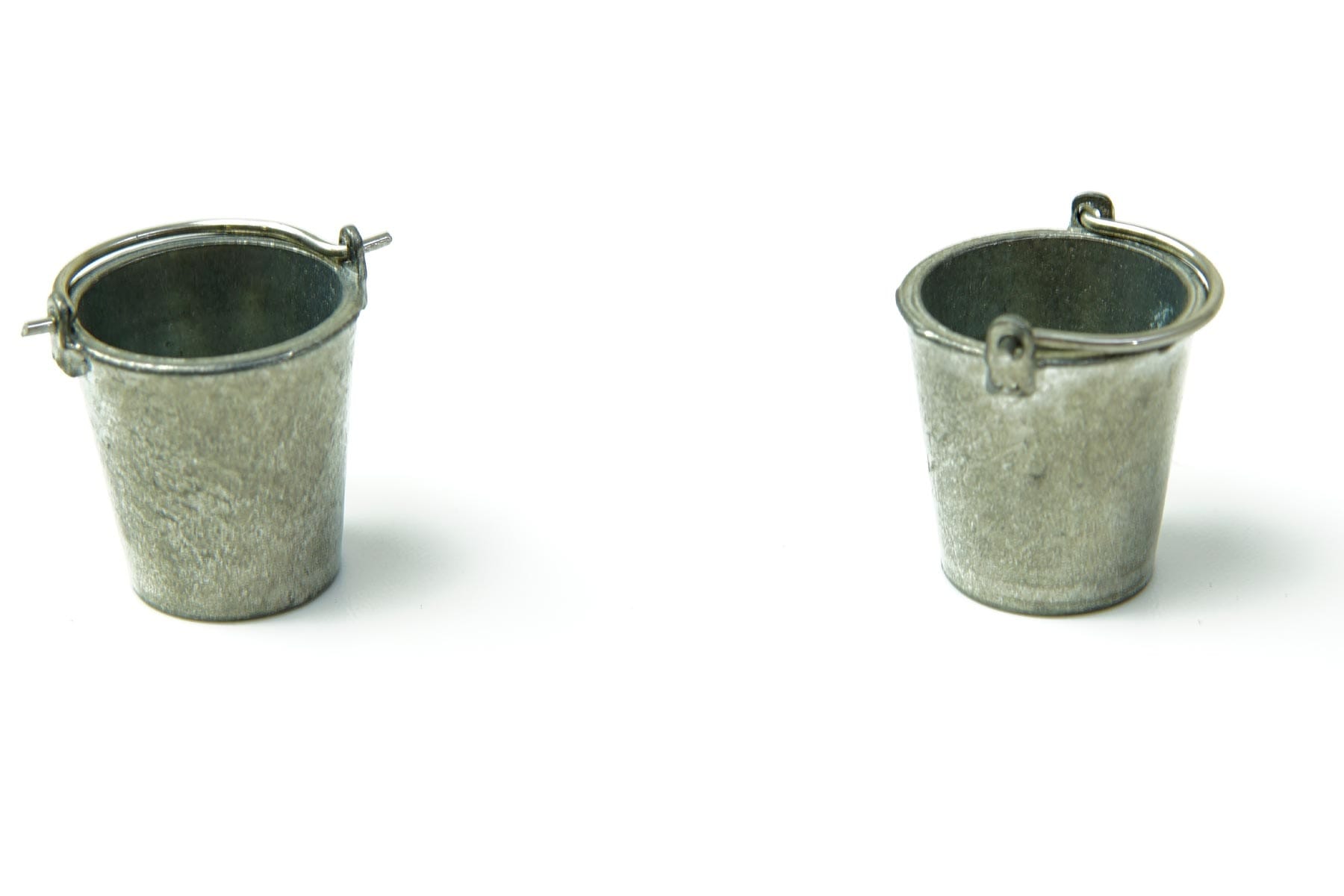 Torro 1/16 Scale Tank Metal Buckets (1 Pair) TOR1229909614