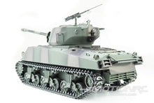 Lade das Bild in den Galerie-Viewer, Torro USA M4A3 Sherman 1/16 Scale Medium Tank - RTR TOR1114113065
