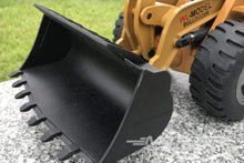 Load image into Gallery viewer, XK 14800 1/14 Scale Front End Loader - RTR WLT-14800
